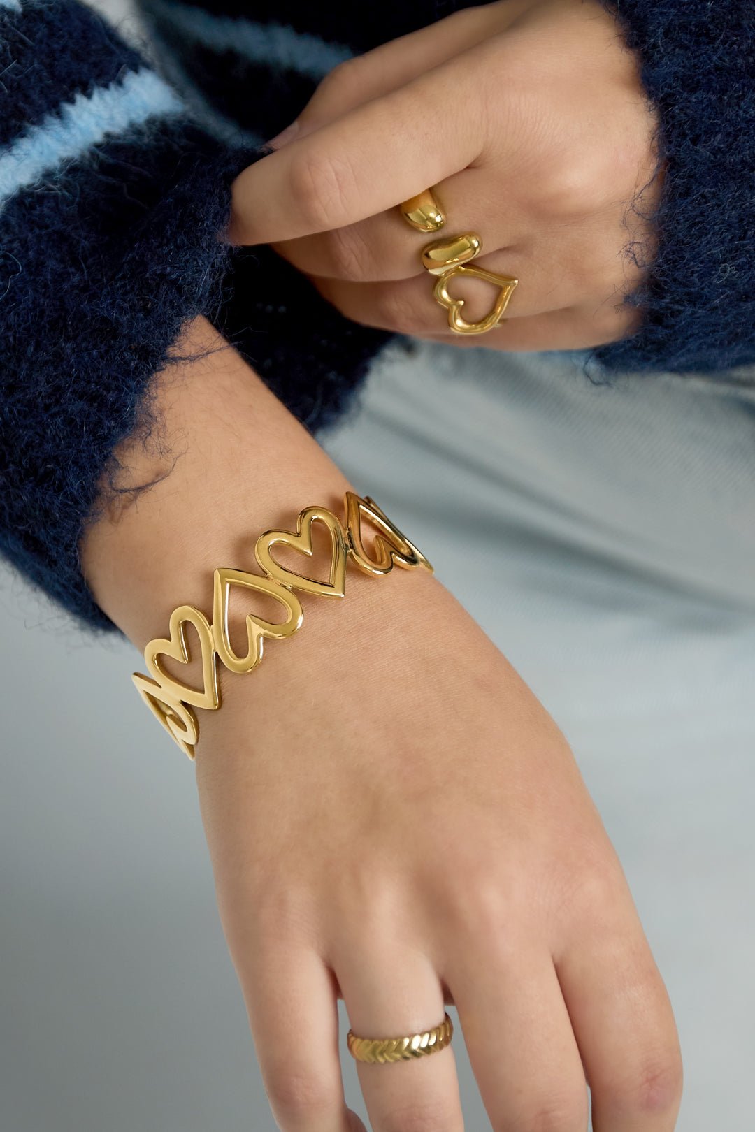 Bracelets manchettes style cœur - Apollodrop