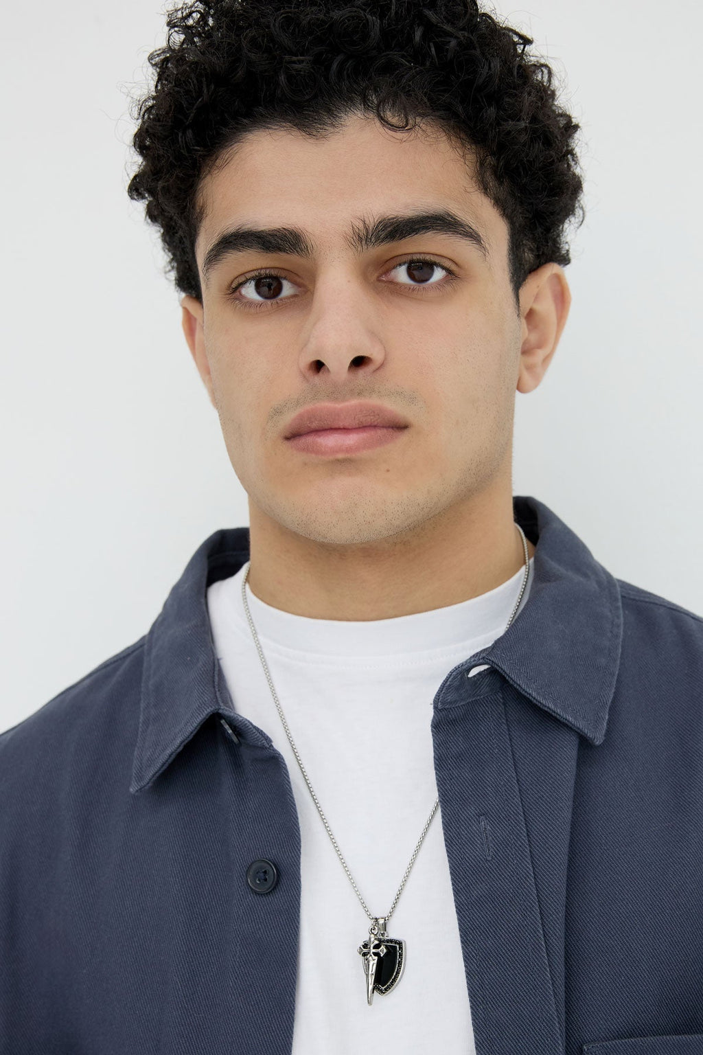 collier homme avec pendentif chevalier - Apollodrop