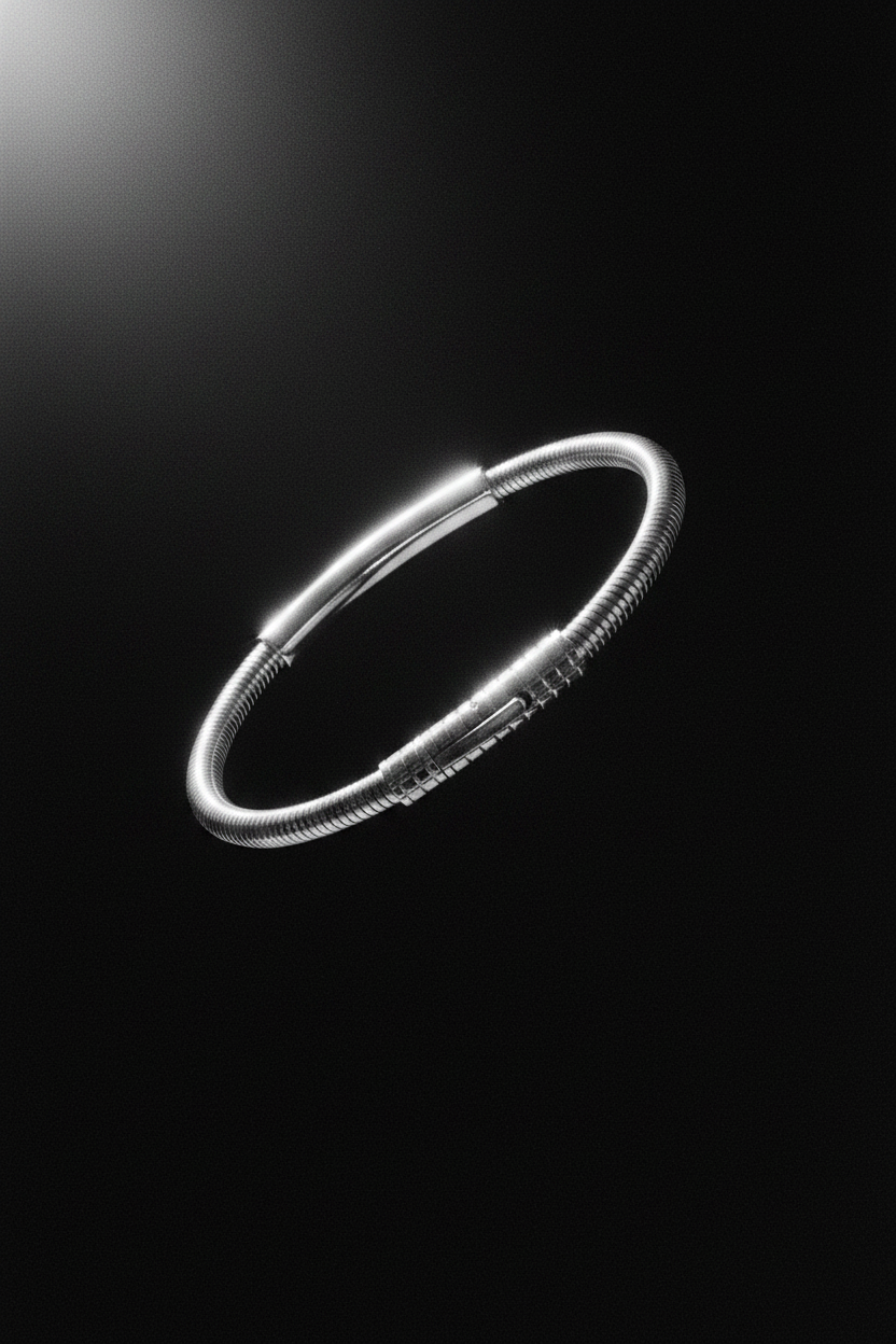 Bracelet VELKA simple argent — lévitation diagonal