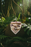 Bandana Gimme fleuri — still life pierre volcanique
