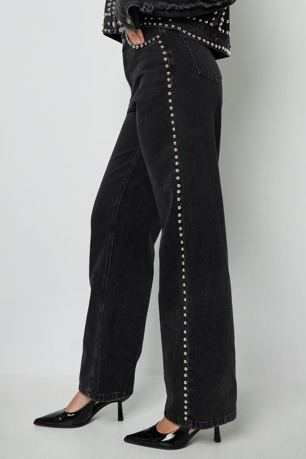 Jean à clous - Apollodrop