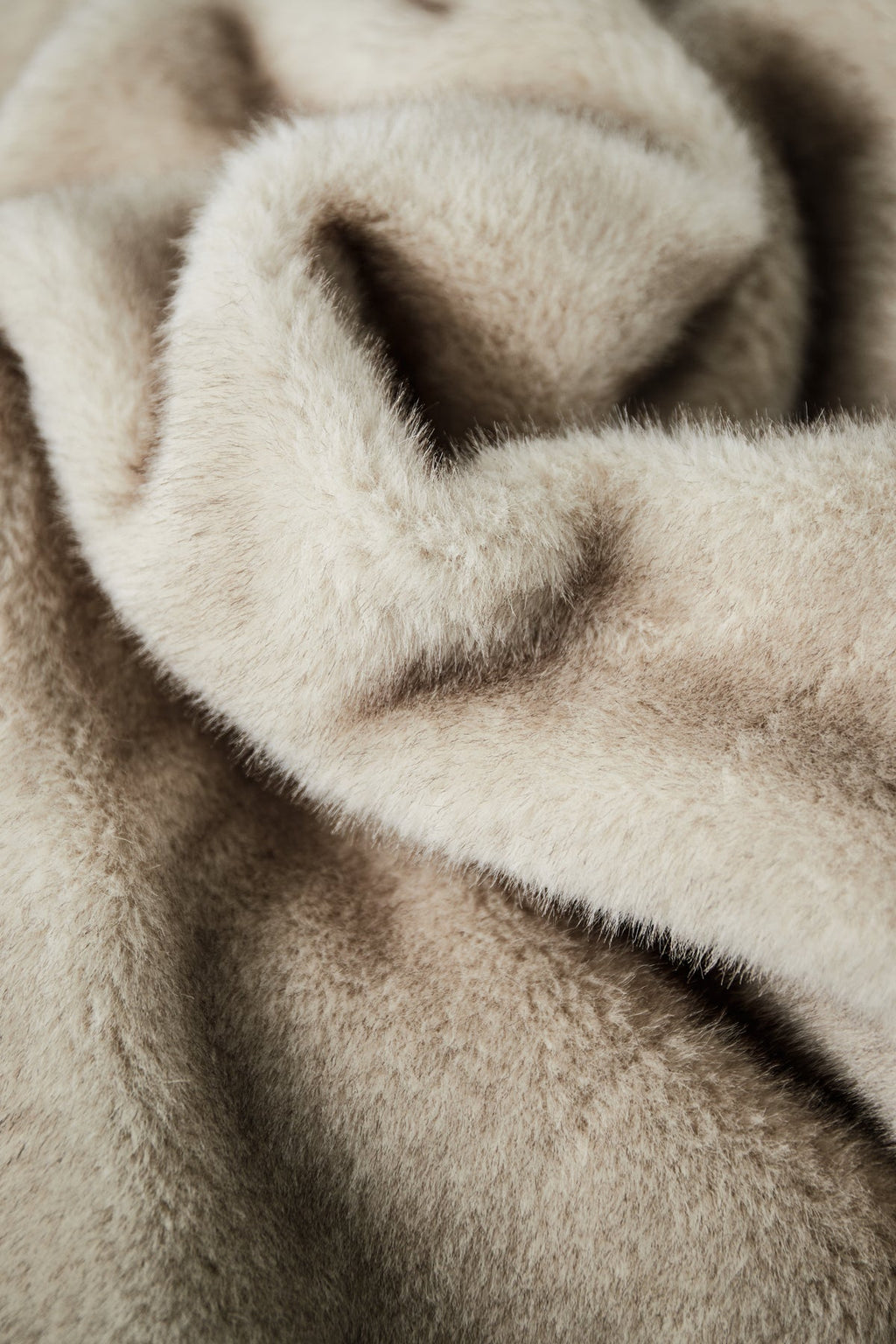 Manteau basique duveteux - Apollodrop