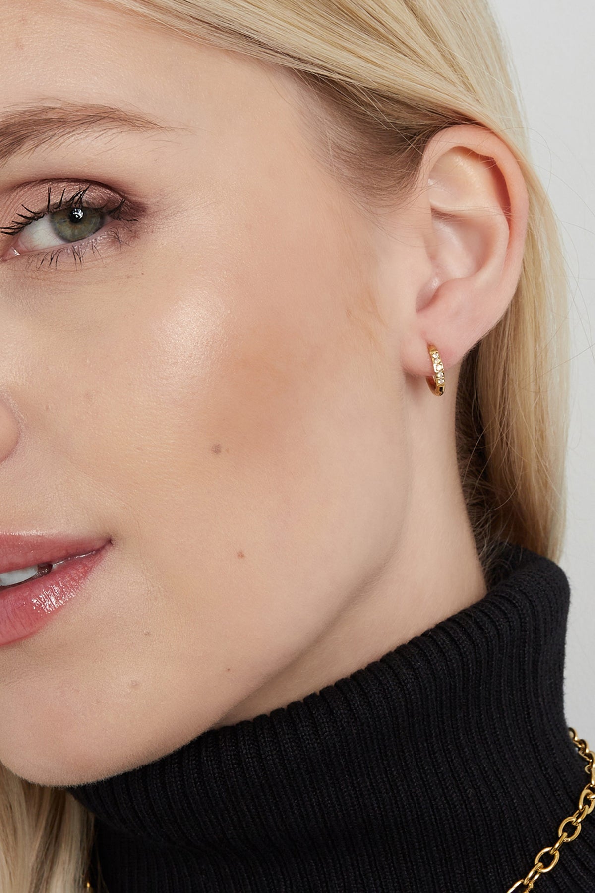 Petites boucles d'oreilles avec pierres - Apollodrop