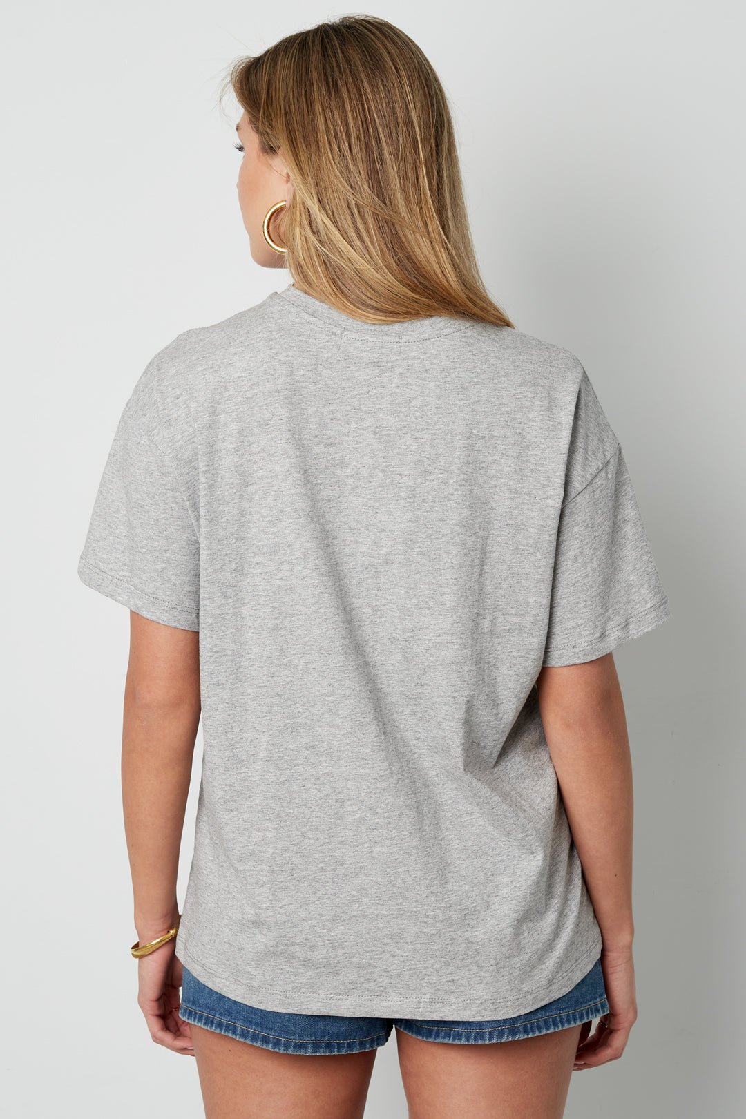 T-shirt gris simple - Apollodrop